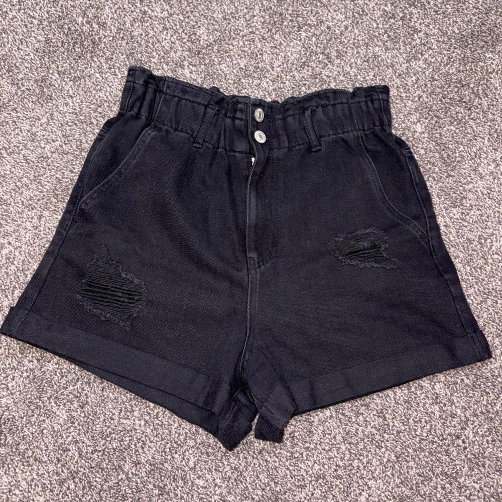 Love Tree Black denim shorts with distressed details, size S